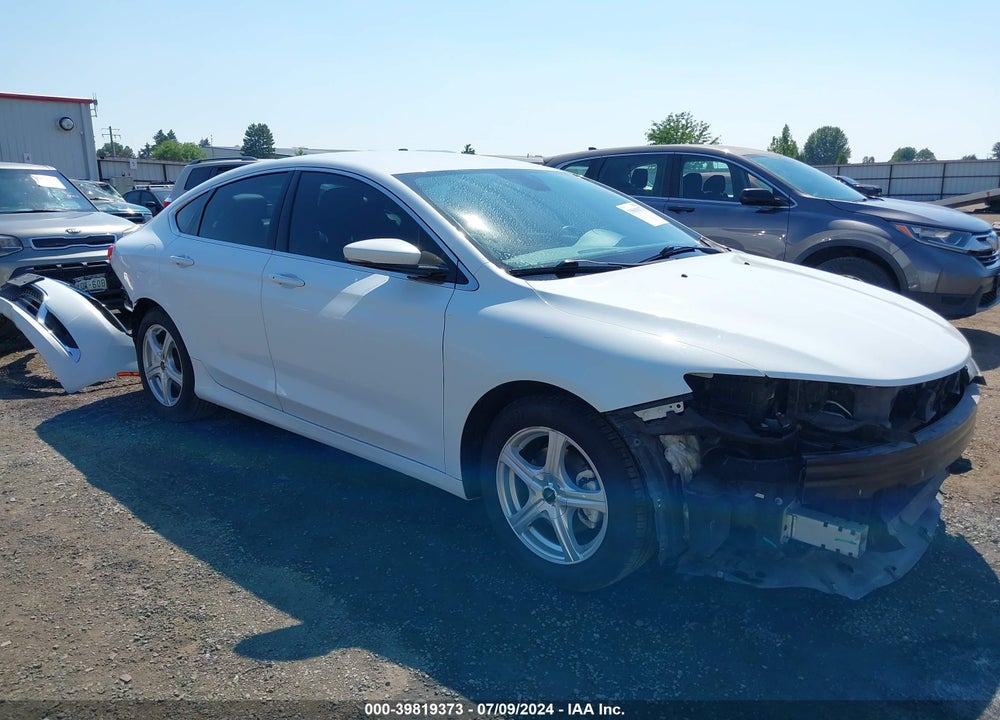 2015 CHRYSLER 200 C VIN: 1C3CCCCB8FN544958
