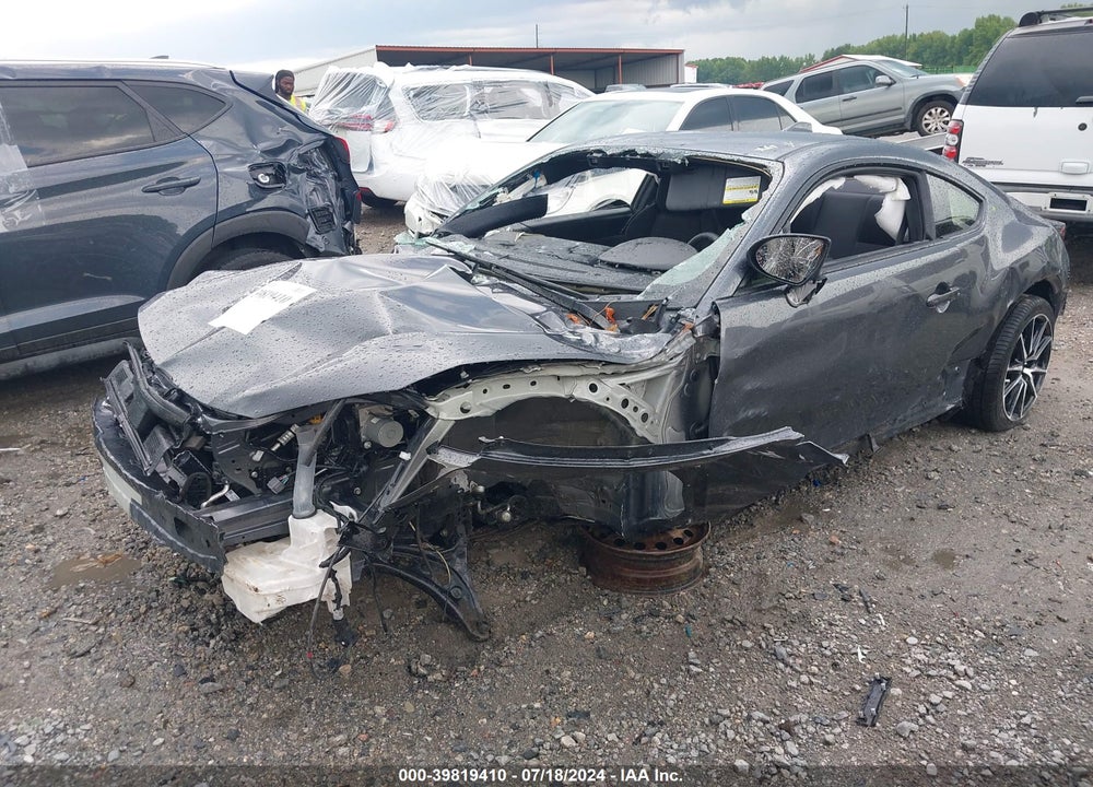 2022 TOYOTA GR86 VIN: JF1ZNBC10N8757200
