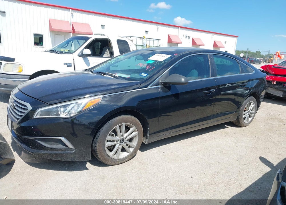 2017 HYUNDAI SONATA SE VIN: 5NPE24AF0HH575420