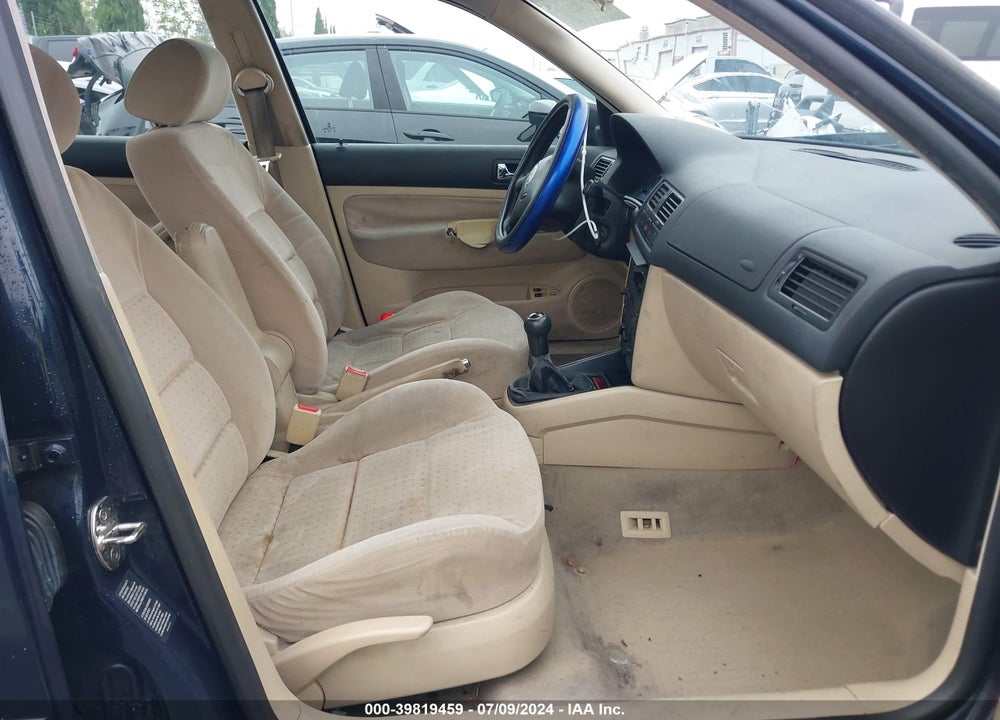 2000 VOLKSWAGEN JETTA GLS VIN: 3VWSA29M6YM091725