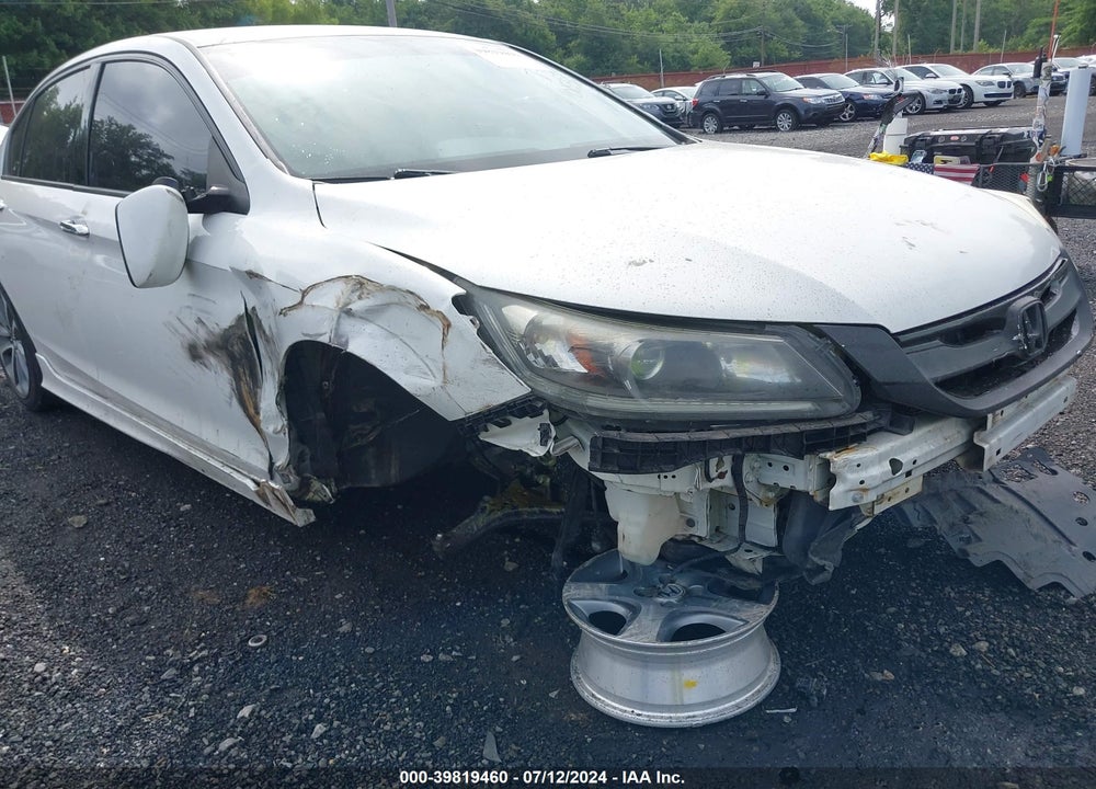 2014 HONDA ACCORD VIN: 1HGCR2F56EA015560