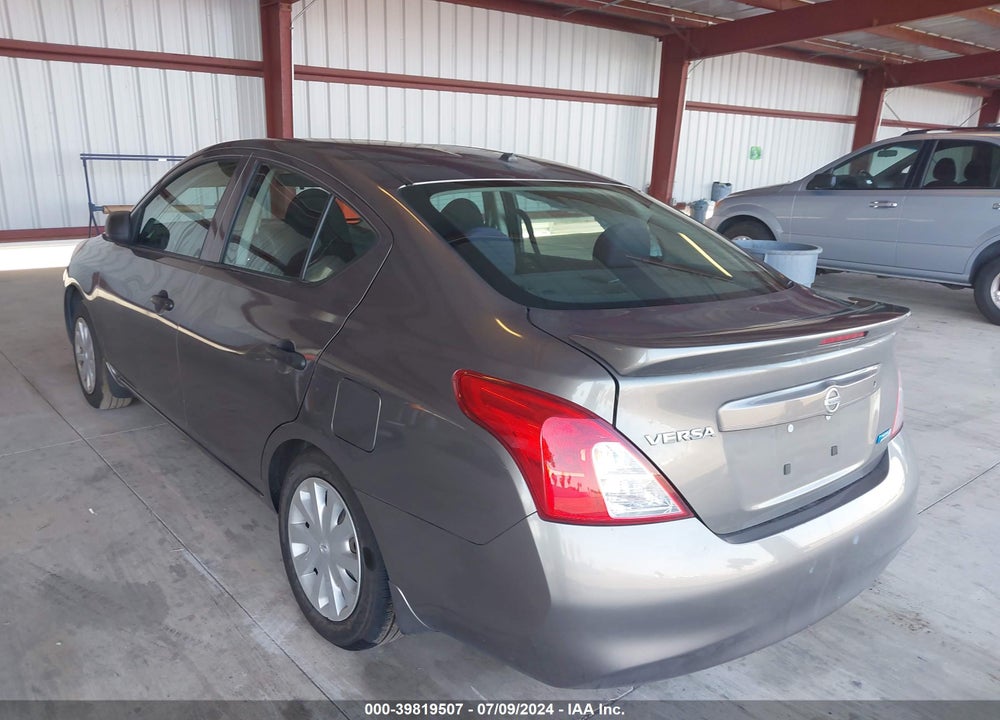 2014 NISSAN VERSA 1.6 S+ VIN: 3N1CN7AP1EL831099