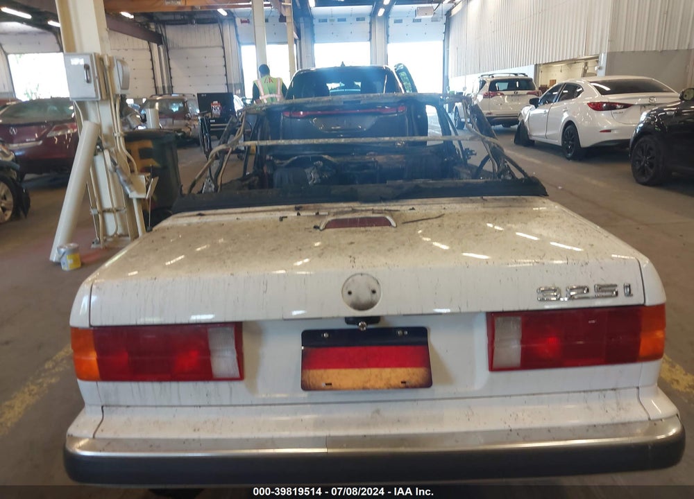 1990 BMW 325 IC AUTOMATIC VIN: WBABB2315LEC22656