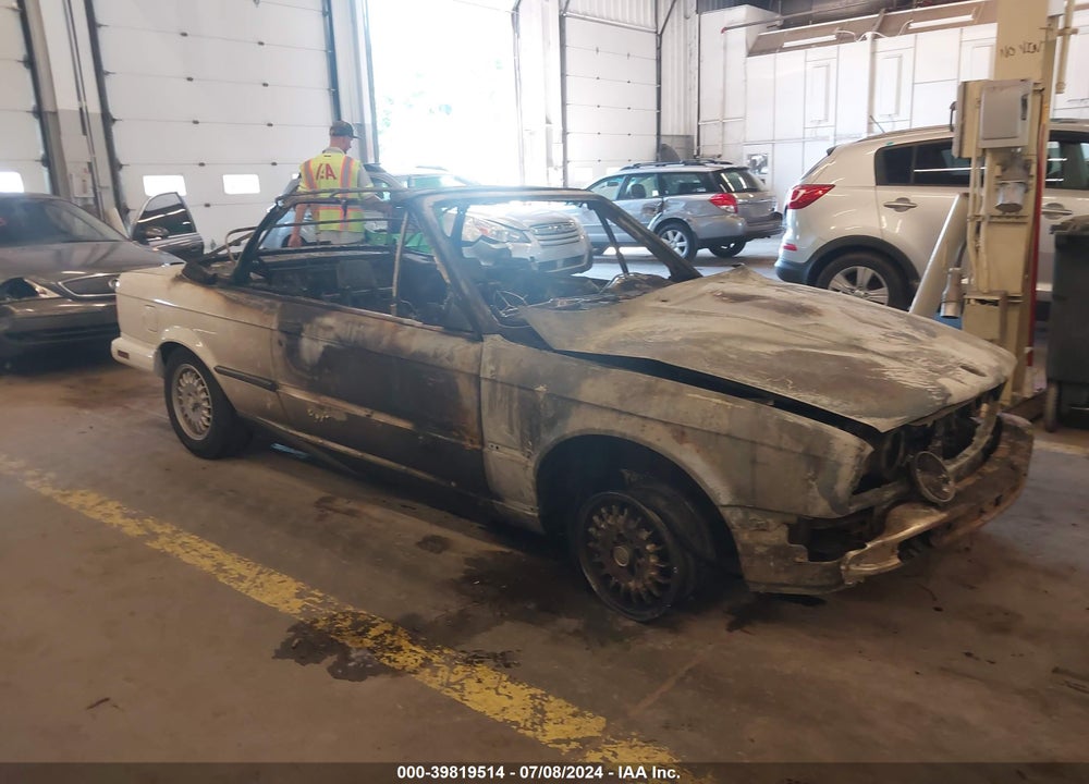 1990 BMW 325 IC AUTOMATIC VIN: WBABB2315LEC22656