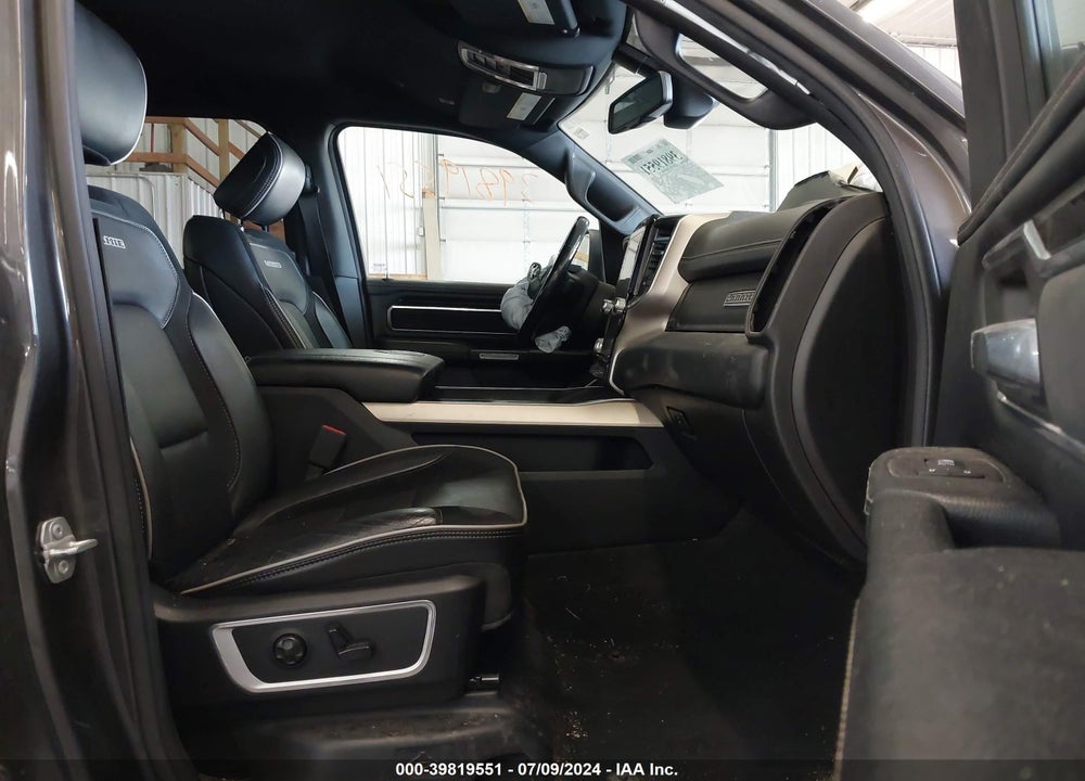 2019 RAM 1500 LAIE  4X4 5'7 BOX VIN: 1C6SRFJT5KN874500