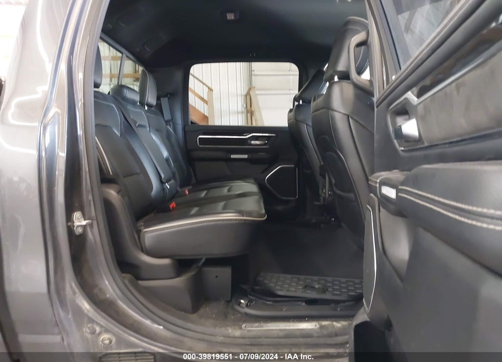 2019 RAM 1500 LAIE  4X4 5'7 BOX VIN: 1C6SRFJT5KN874500