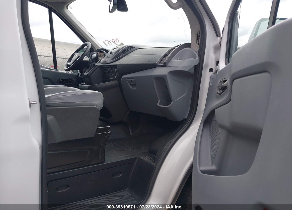 2019 FORD TRANSIT-150 XL VIN: 1FMZK1CM4KKA11981