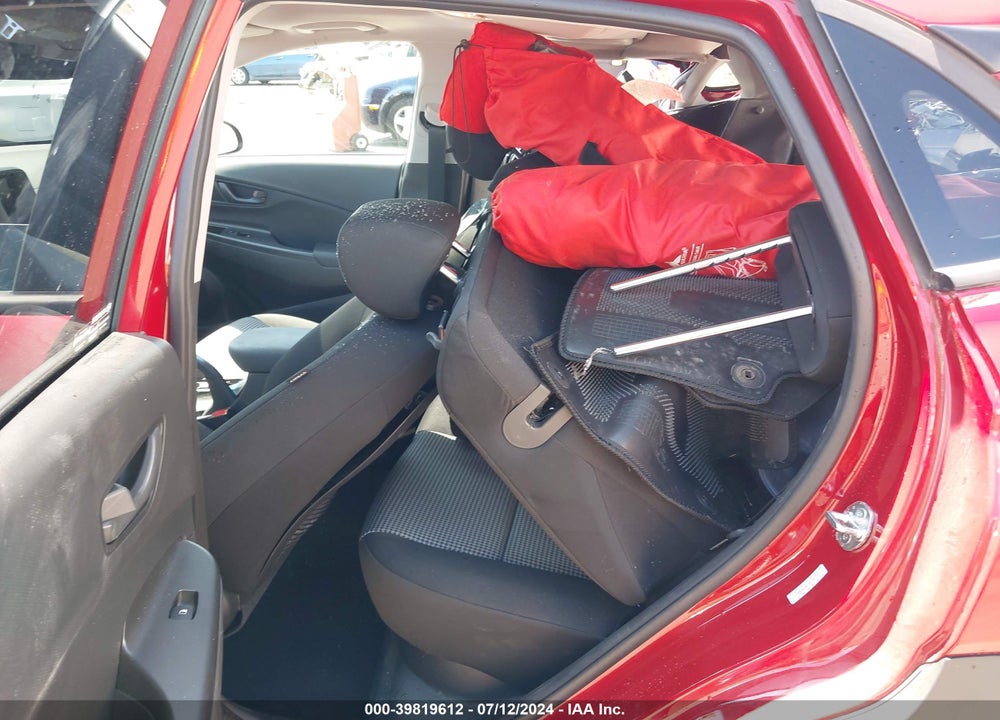 2021 HYUNDAI KONA SEL PLUS VIN: KM8K6CAA7MU707722