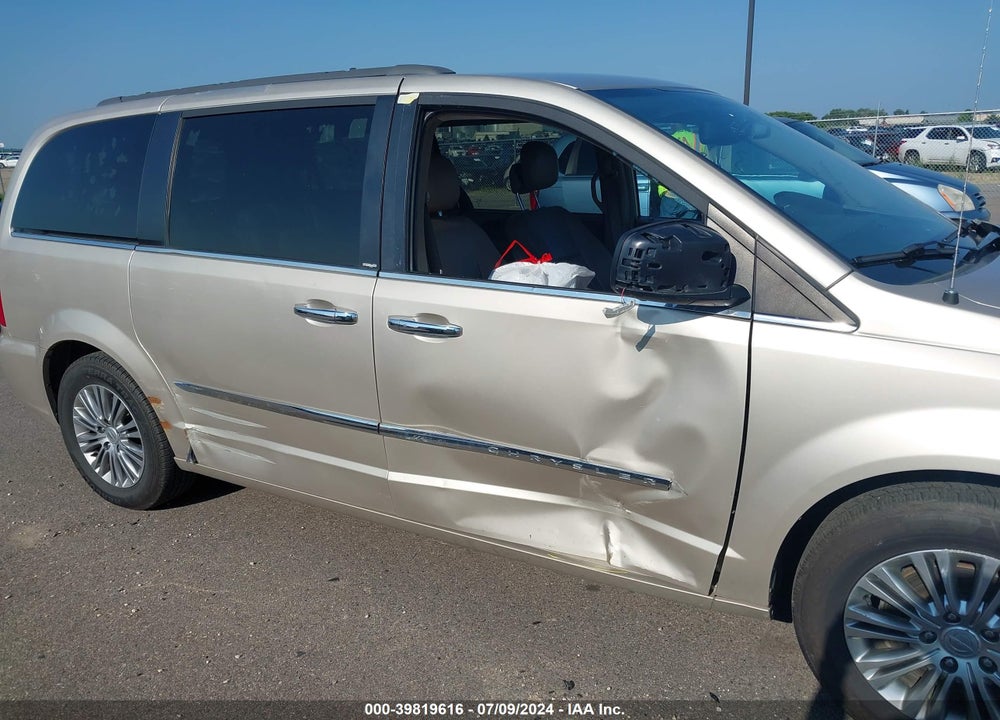2013 CHRYSLER TOWN & COUNTRY TOURING-L VIN: 2C4RC1CG3DR767785