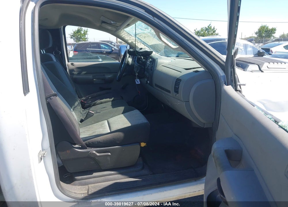 2009 CHEVROLET SILVERADO 2500HD WORK TRUCK VIN: 1GBHC44K79E112554