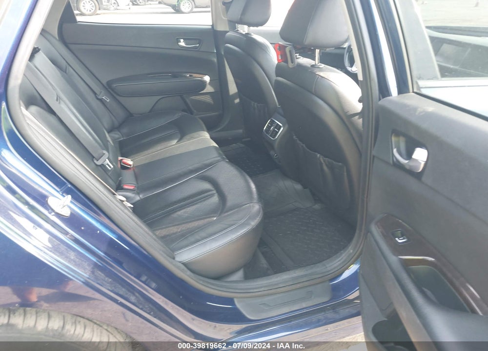2018 KIA OPTIMA EX VIN: 5XXGU4L35JG191303