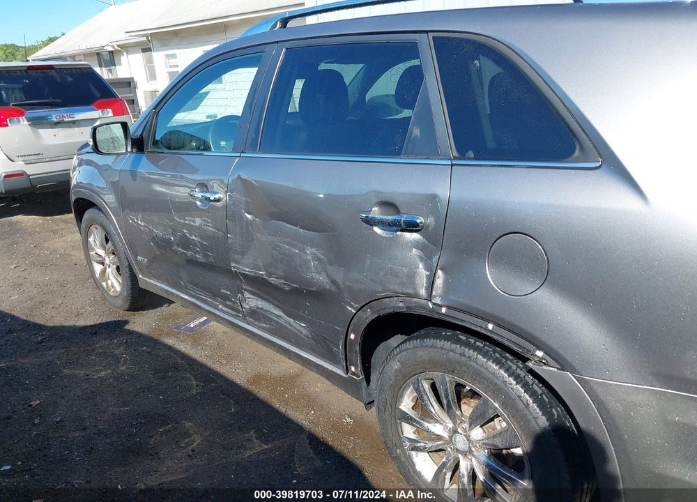 2013 KIA SORENTO SX V6 VIN: 5XYKWDA22DG378500