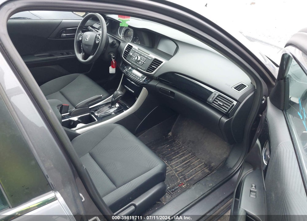 2016 HONDA ACCORD LX VIN: 1HGCR2F37GA158647