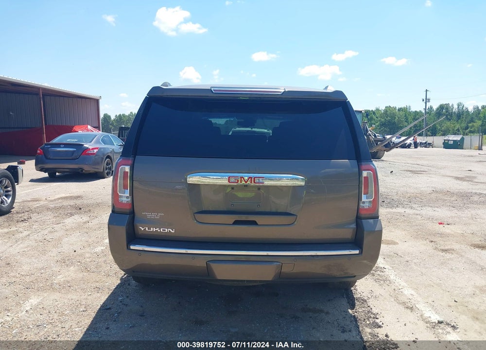 2016 GMC YUKON DENALI VIN: 1GKS2CKJ9GR416715