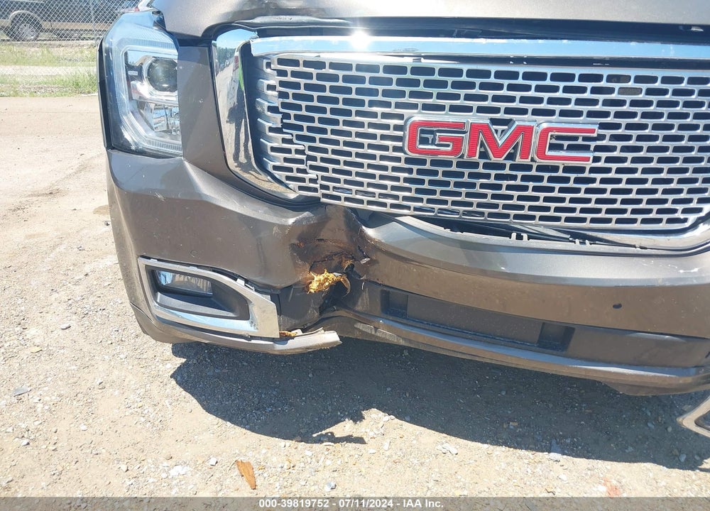 2016 GMC YUKON DENALI VIN: 1GKS2CKJ9GR416715