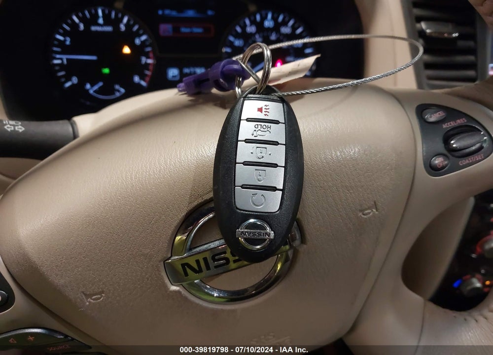 2014 NISSAN PATHFINDER PLATINUM VIN: 5N1AR2MM1EC610932