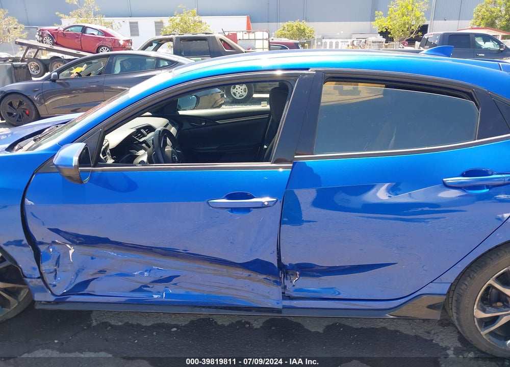 2018 HONDA CIVIC SPORT VIN: SHHFK7H43JU418042