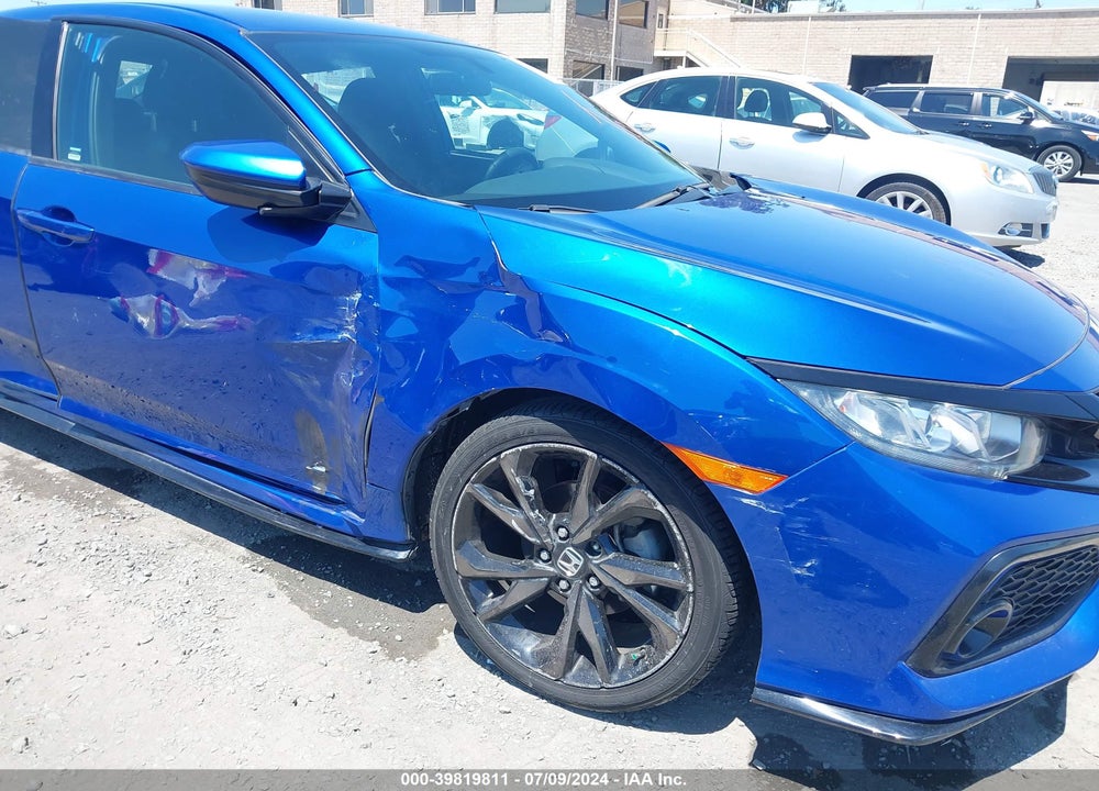 2018 HONDA CIVIC SPORT VIN: SHHFK7H43JU418042