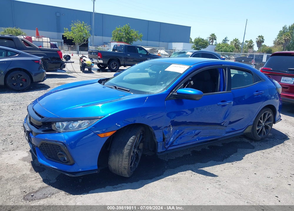2018 HONDA CIVIC SPORT VIN: SHHFK7H43JU418042