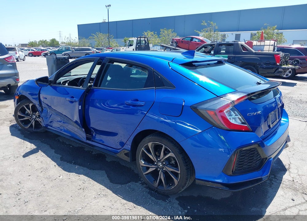 2018 HONDA CIVIC SPORT VIN: SHHFK7H43JU418042