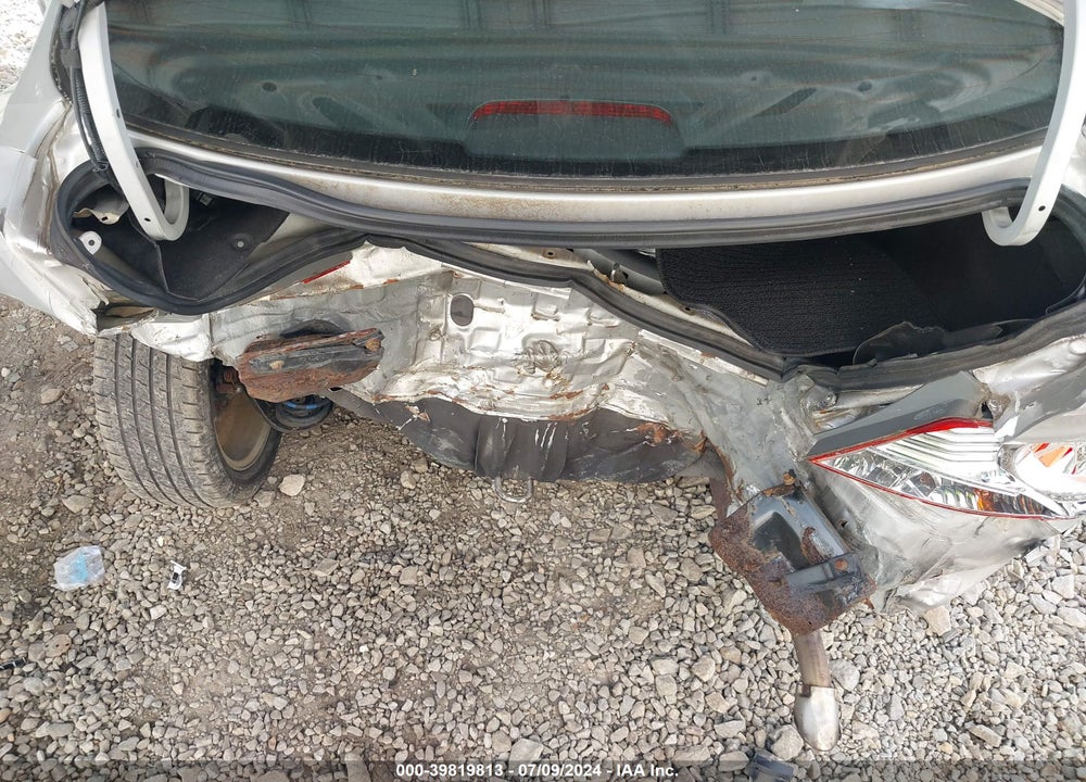 2013 HYUNDAI ACCENT GLS VIN: KMHCU4AE0DU425344