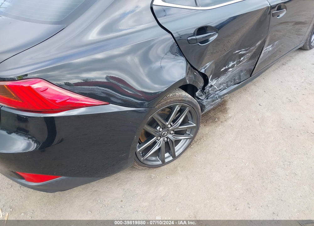 2018 LEXUS IS 300 VIN: JTHBA1D27J5077586