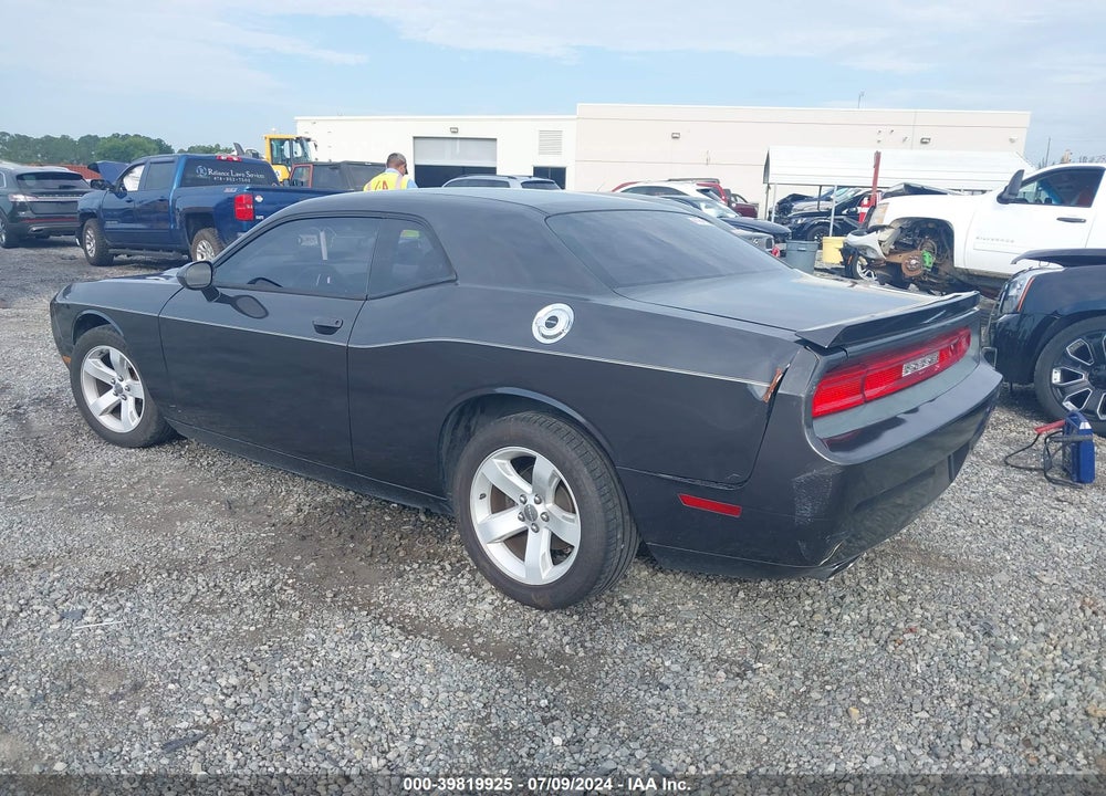 2014 DODGE CHALLENGER SXT VIN: 2C3CDYAG1EH294589