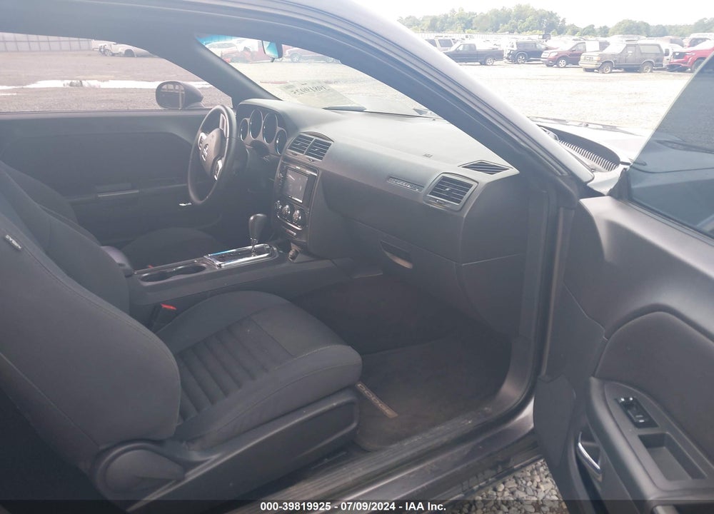 2014 DODGE CHALLENGER SXT VIN: 2C3CDYAG1EH294589