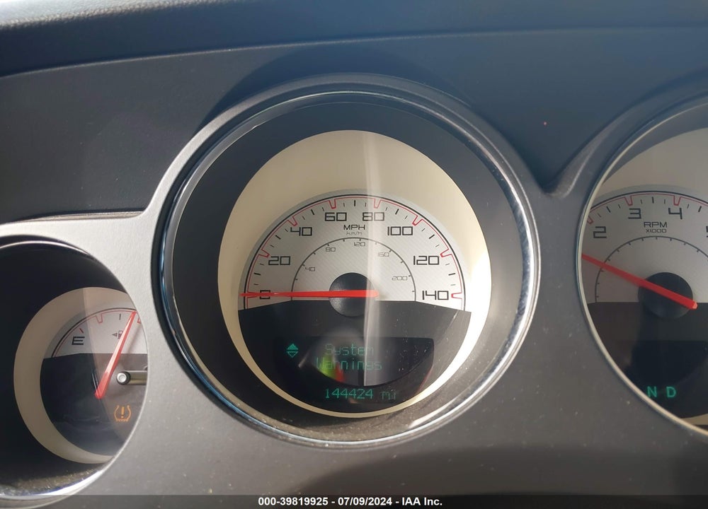 2014 DODGE CHALLENGER SXT VIN: 2C3CDYAG1EH294589