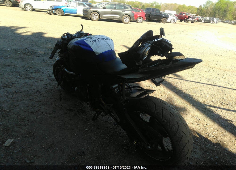 2009 YAMAHA YZFR6 VIN: JYARJ16E59A015349