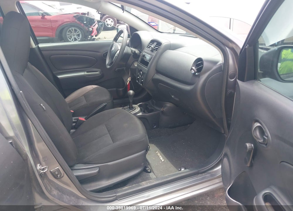 2017 NISSAN VERSA 1.6 S+ VIN: 3N1CN7AP7HL859672