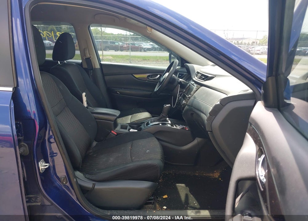 2018 NISSAN ROGUE S VIN: 5N1AT2MT5JC775935