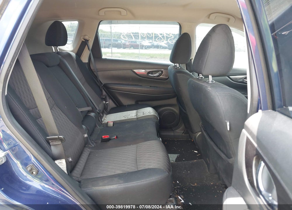 2018 NISSAN ROGUE S VIN: 5N1AT2MT5JC775935
