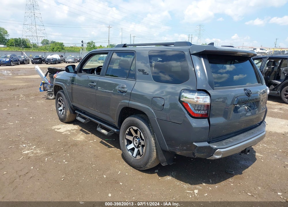 2024 TOYOTA 4RUNNER TRD OFF ROAD PREMIUM VIN: JTERU5JRXR6252897