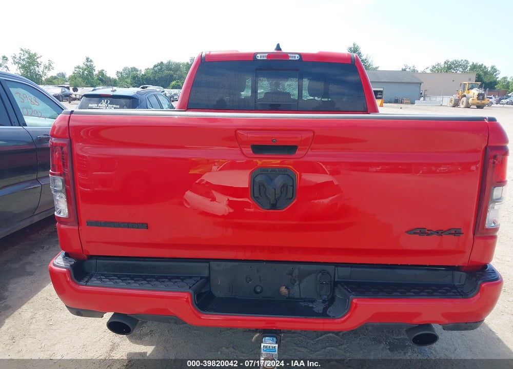 2022 RAM 1500 BIG HORN QUAD CAB 4X4 6'4 BOX VIN: 1C6SRFBT3NN144135