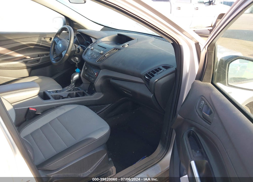 2017 FORD ESCAPE S VIN: 1FMCU0F7XHUD36471