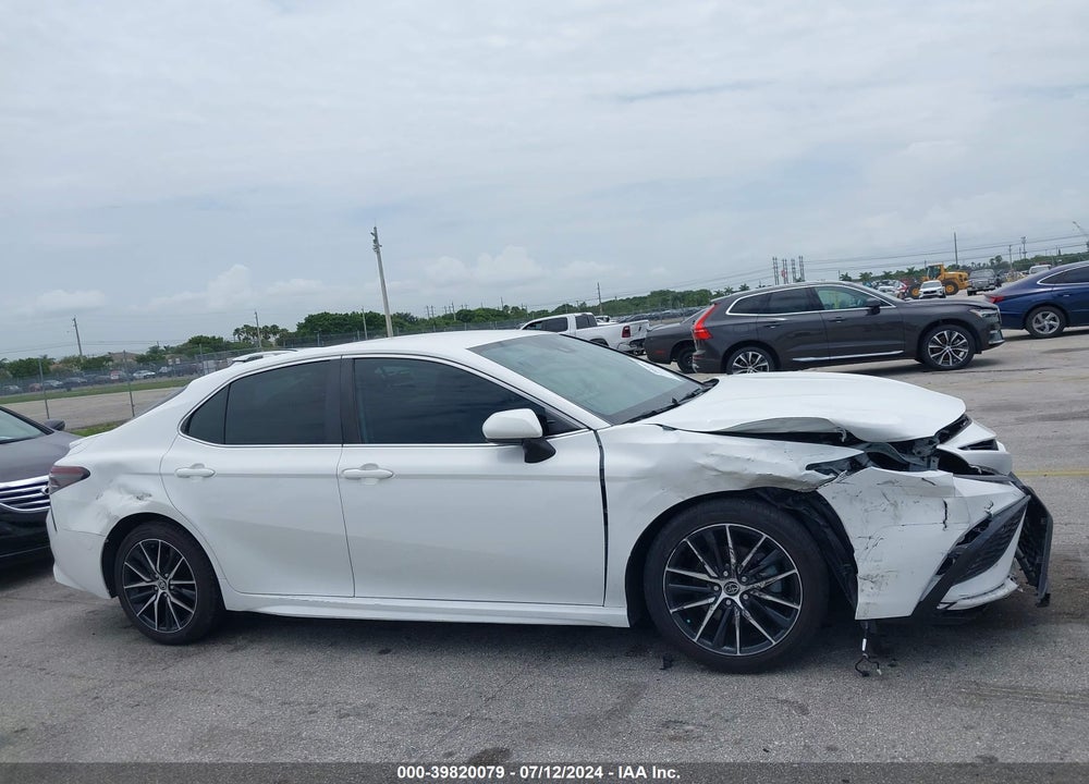 2021 TOYOTA CAMRY SE VIN: 4T1G11AK1MU441339