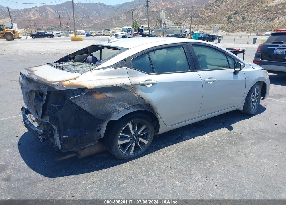 2020 NISSAN VERSA SV XTRONIC CVT VIN: 3N1CN8EV0LL881892