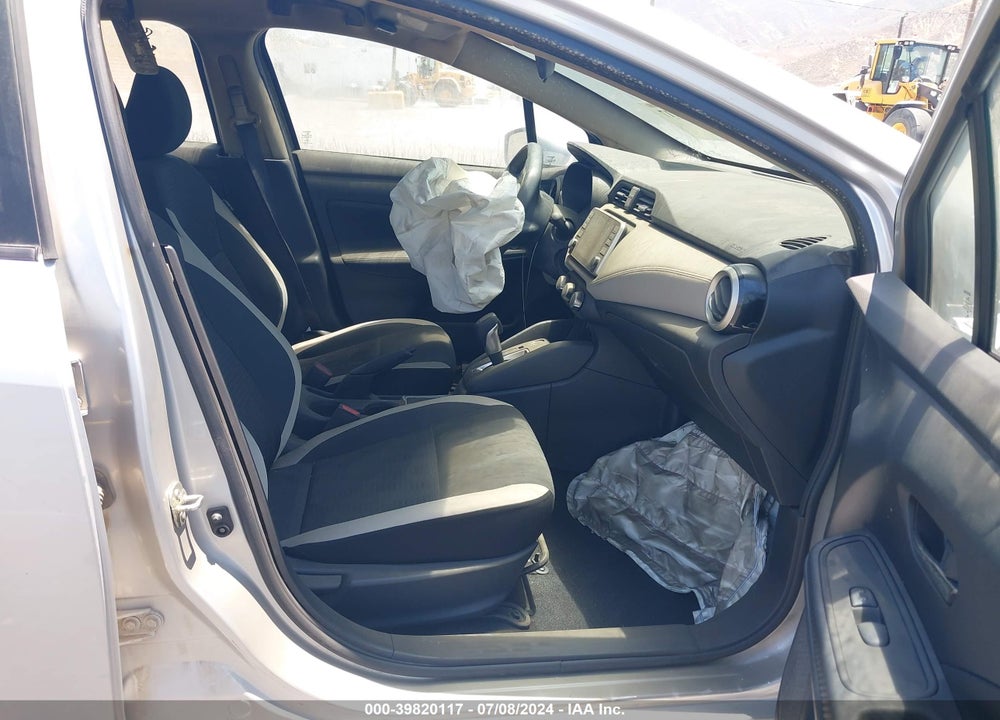 2020 NISSAN VERSA SV XTRONIC CVT VIN: 3N1CN8EV0LL881892
