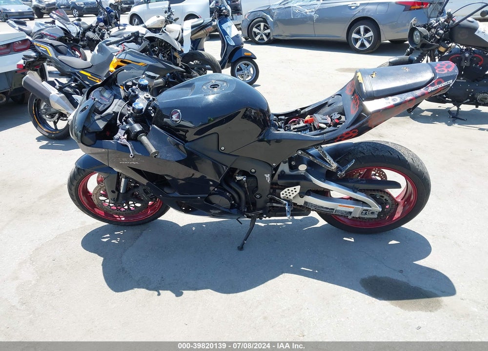 2015 HONDA CBR600 RR VIN: JH2PC4019FK800046