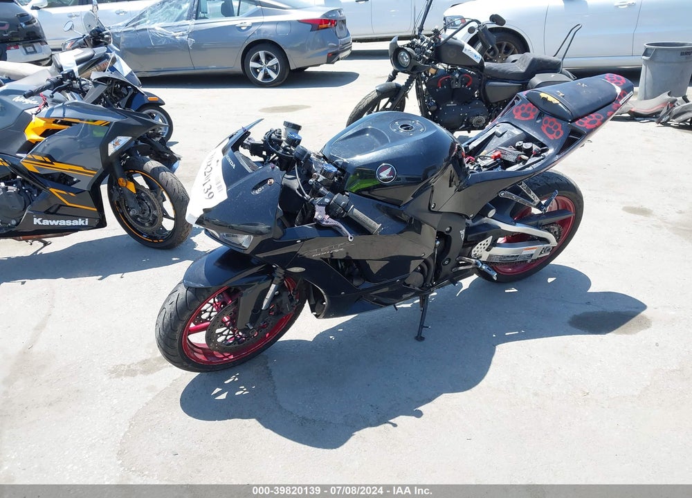 2015 HONDA CBR600 RR VIN: JH2PC4019FK800046