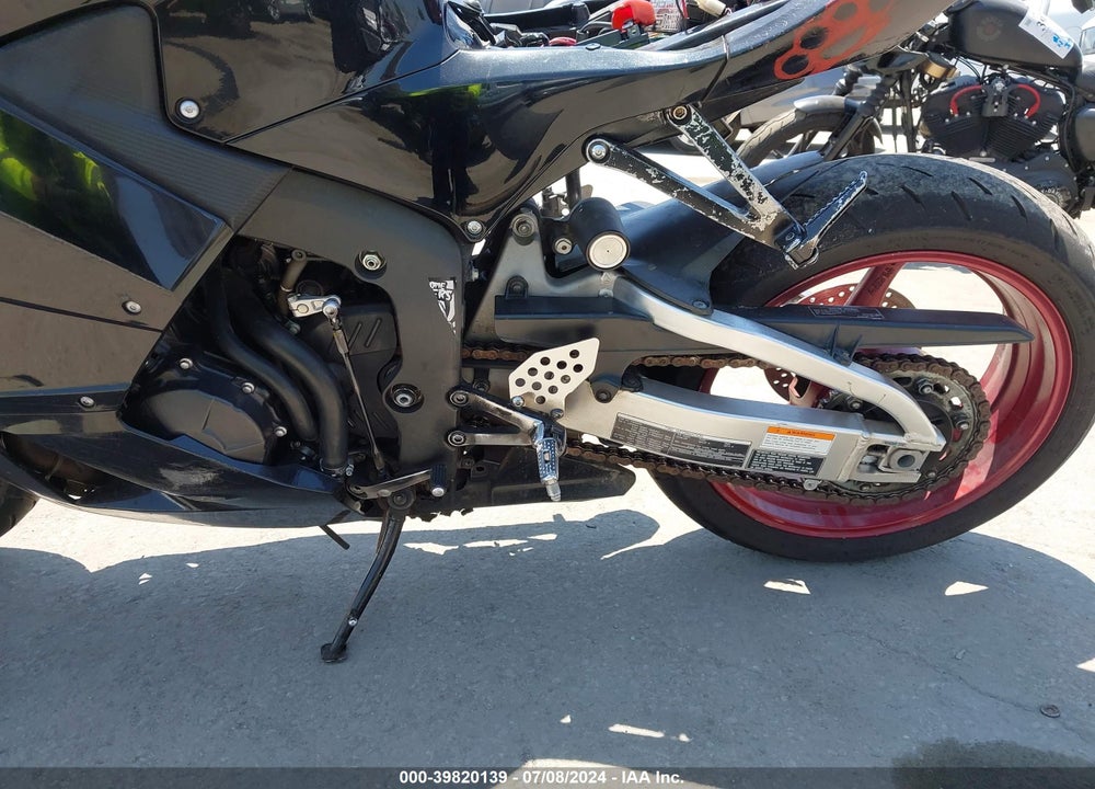 2015 HONDA CBR600 RR VIN: JH2PC4019FK800046