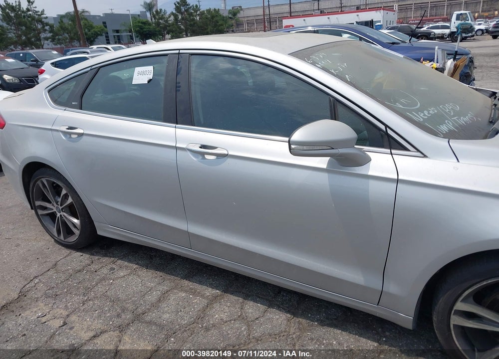 2019 FORD FUSION TITANIUM VIN: 3FA6P0D98KR152552