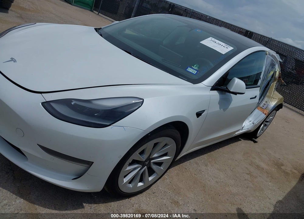 2021 TESLA MODEL 3 STANDARD RANGE PLUS REAR-WHEEL DRIVE VIN: 5YJ3E1EA6MF998409