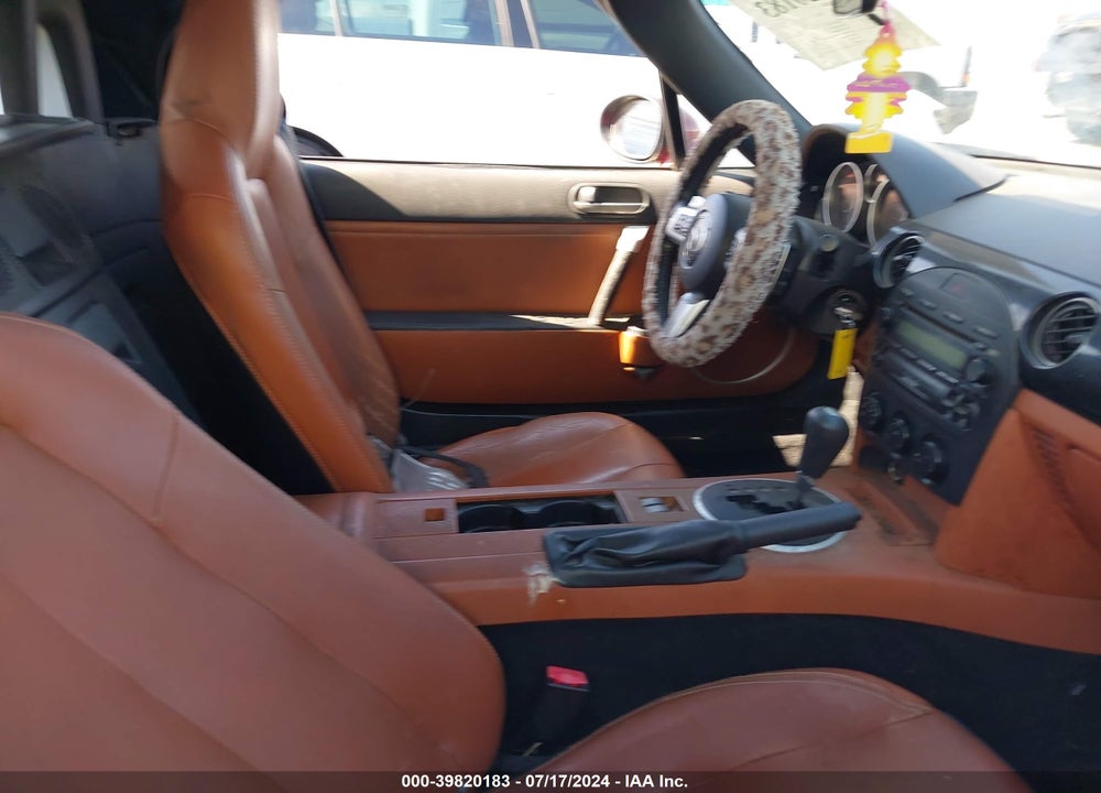 2006 MAZDA MX-5 GRAND TOURING VIN: JM1NC25F260105265