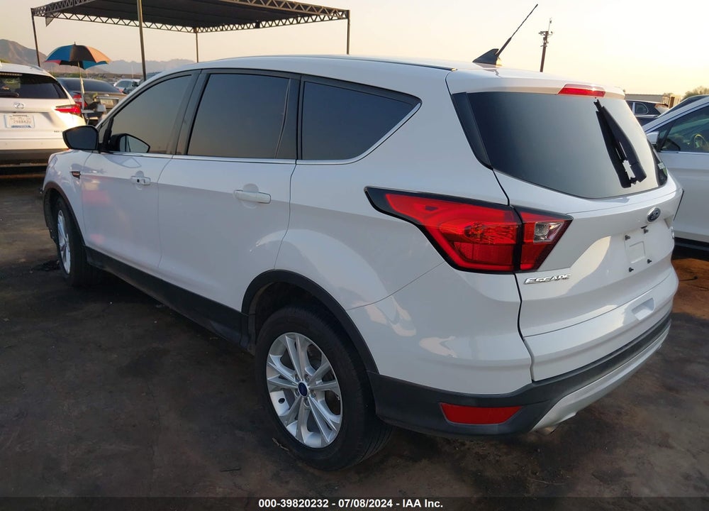 2019 FORD ESCAPE SE VIN: 1FMCU0GDXKUC55269