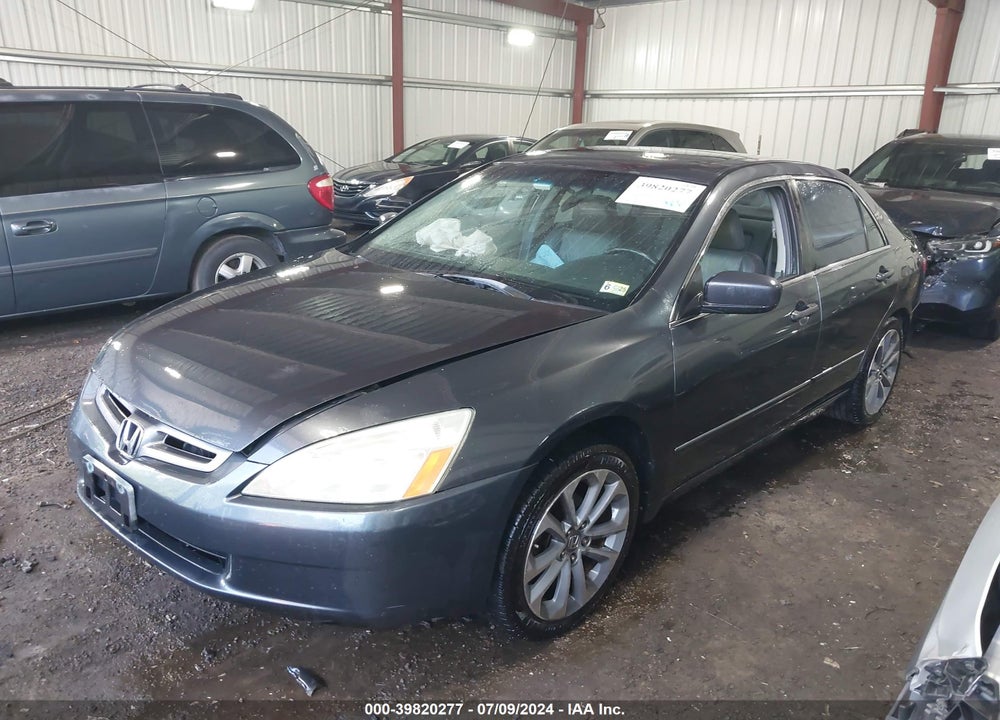 2003 HONDA ACCORD 2.4 EX VIN: JHMCM56673C058411