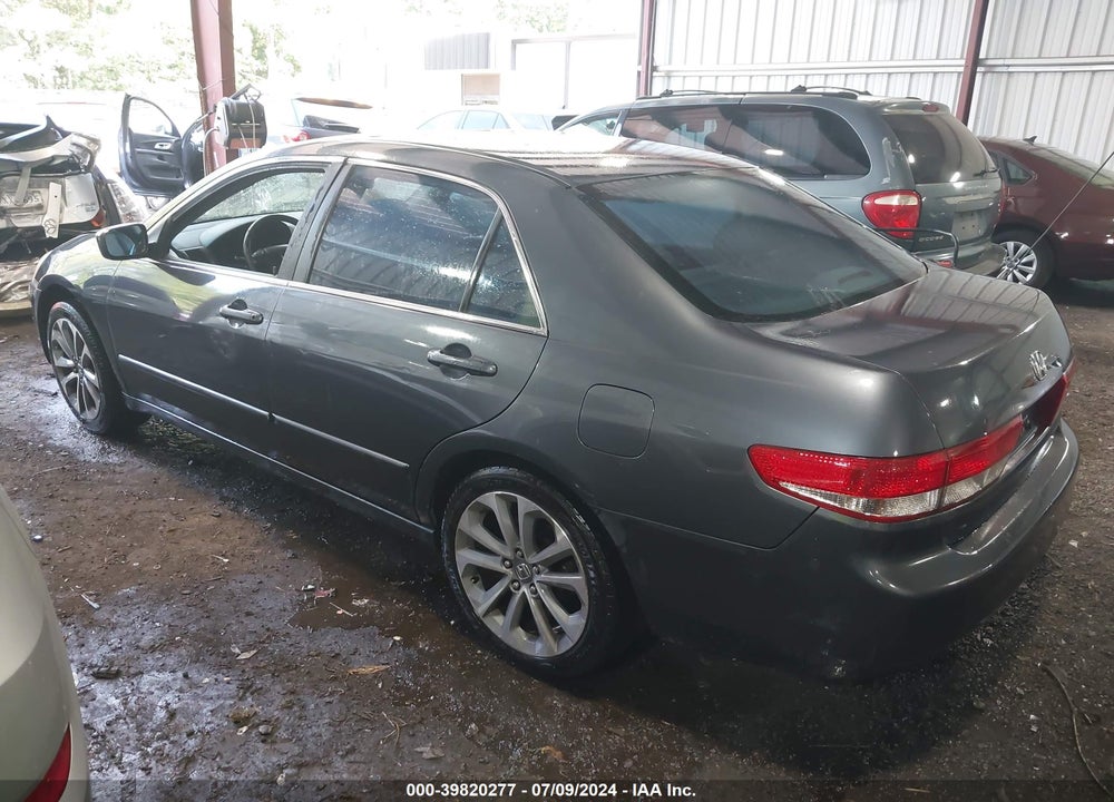 2003 HONDA ACCORD 2.4 EX VIN: JHMCM56673C058411