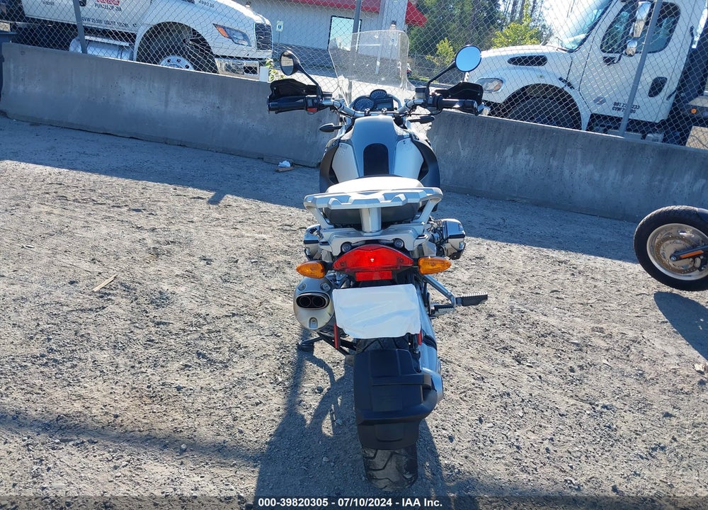 2007 BMW R1200 GS VIN: WB10317A37ZR42798