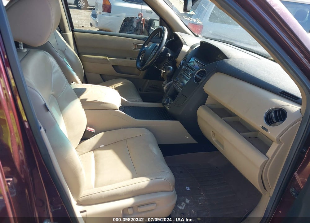 2013 HONDA PILOT TOURING VIN: 5FNYF3H97DB018038